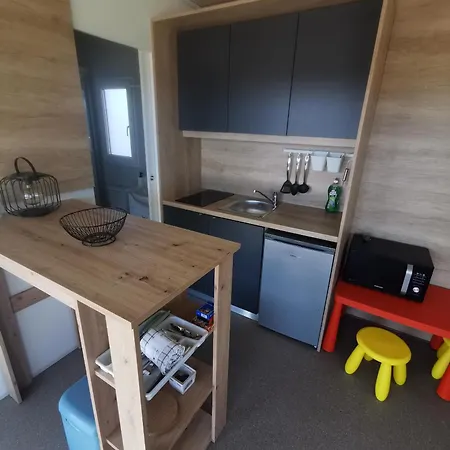 Mobile Homes With Private Hot Tub & 2 Shared Pools * Pirovac