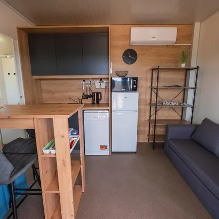 Holiday home Mobile Homes With Private Hot Tub & 2 Shared Pools *