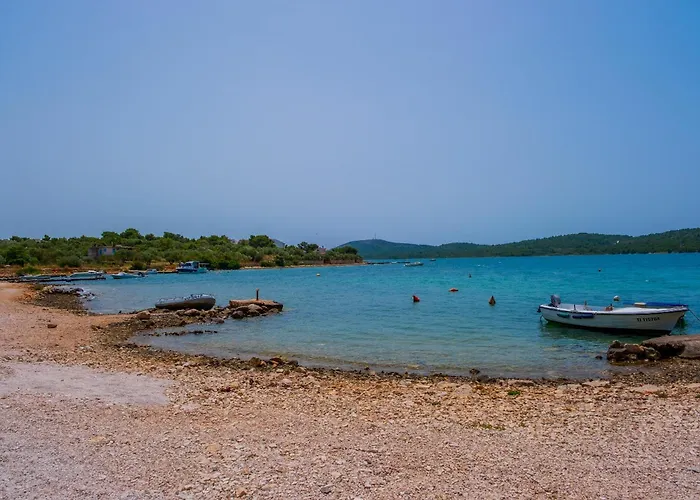 Mobile Homes With 2 Shared Pools * Pirovac